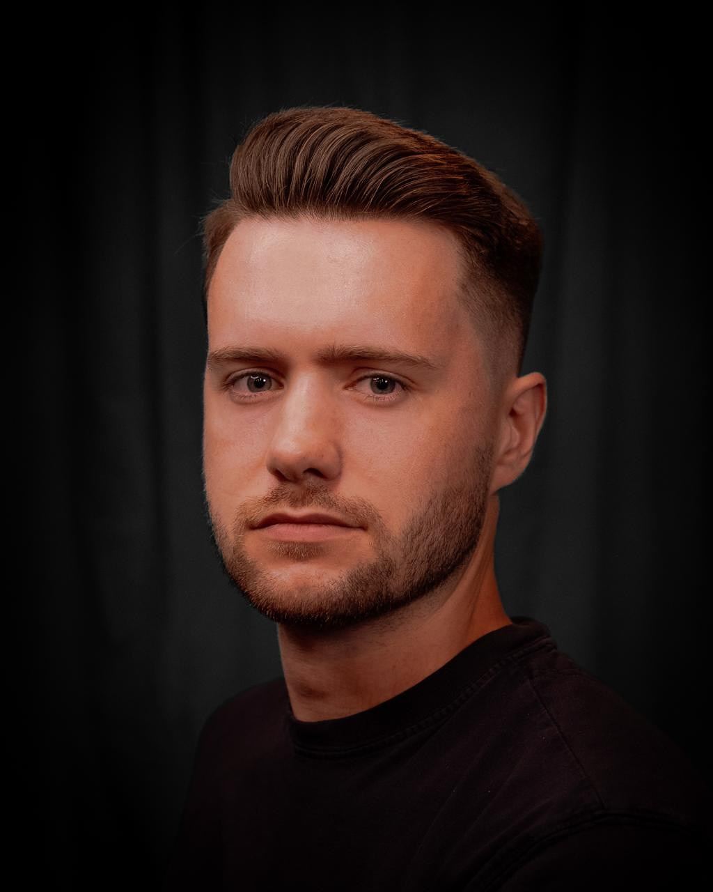 Men's haircut finish at The Blind Stag Barber