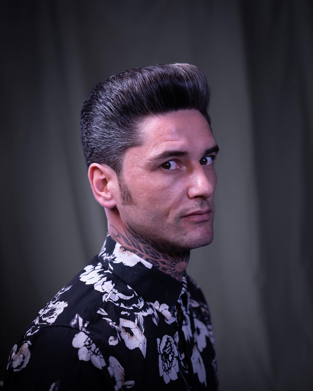Straight razor finish at The Blind Stag Barber